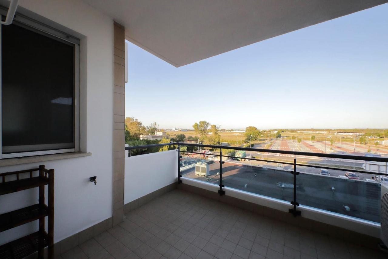 Bilocale Con Vista Sull'Aeroporto - Comodo Per Il Viaggio Fiumicino Exterior foto